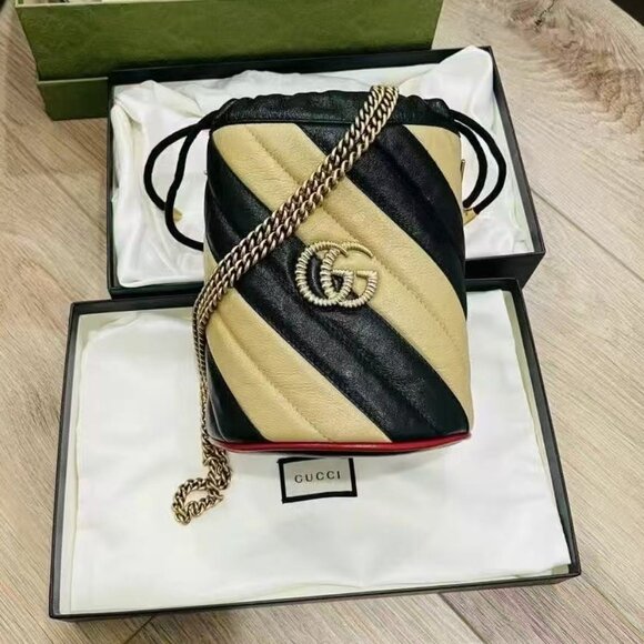 NIB Authentic Gucci GG Marmont Bucket Bag Diagonal Quilted Leather Mini